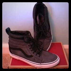 SK8-Hi Men’s Vans Size 9